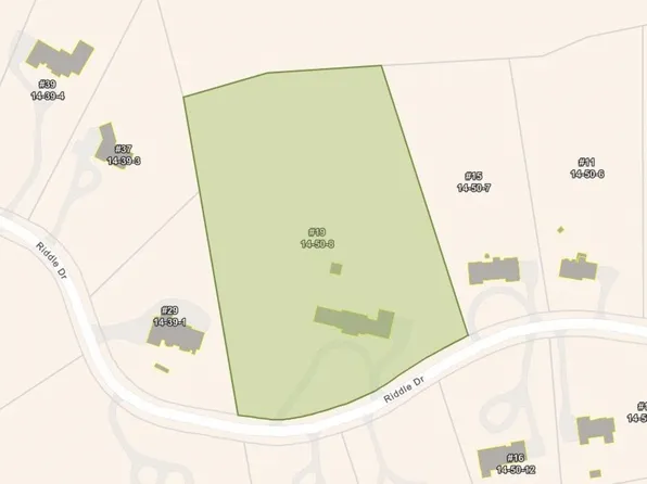 19 Riddle Drive, Bedford, NH 03110