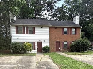 906 Silverwood Dr, Atlanta, GA 30349
