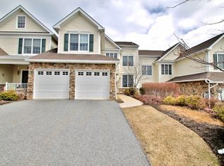 88 Briar Ct, Hamburg, NJ 07419
