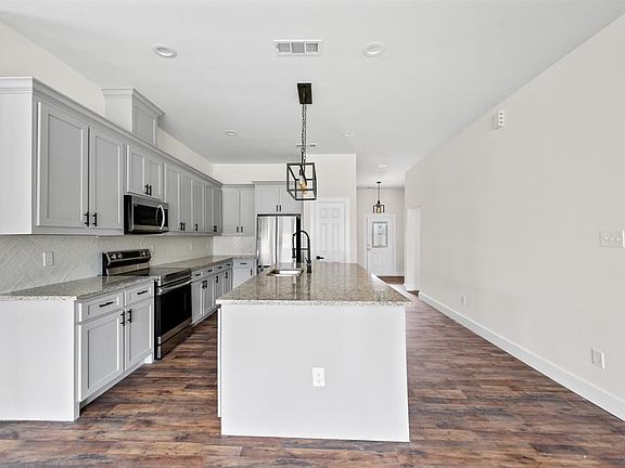 5th image of 2631 Fish Tank Rd