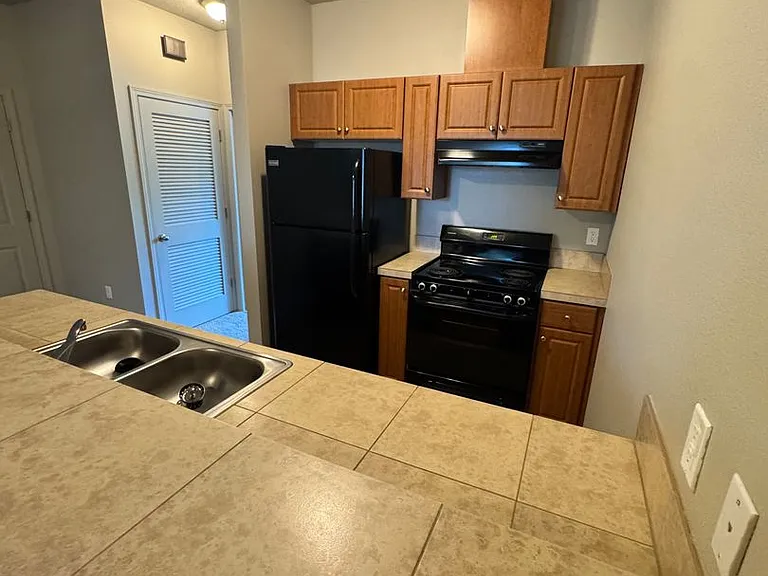 13409 NW Sherry St — Photo 14