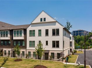 6539 Beacon Dr #380, Atlanta, GA