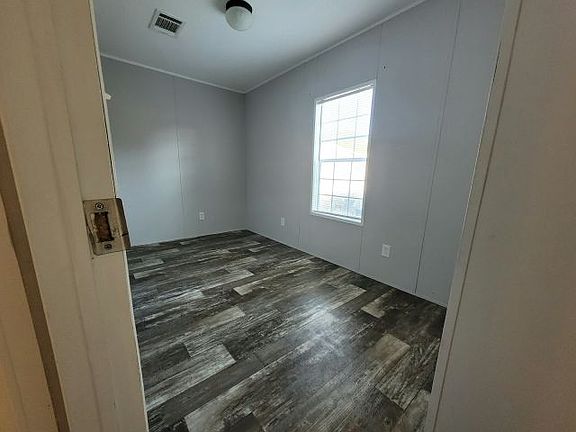 5th image of 9711C Linda Pl #308