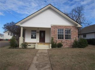 1022 Spruce St, Texarkana, TX 75501