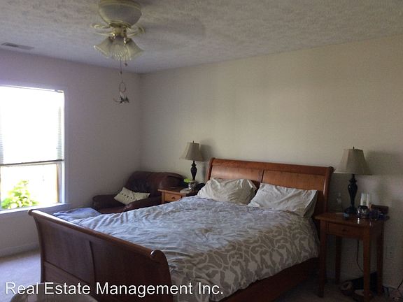 3rd image of 221 Venturi Dr
