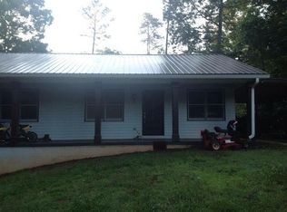 324 Riverdale Rd, Toccoa, GA 30577