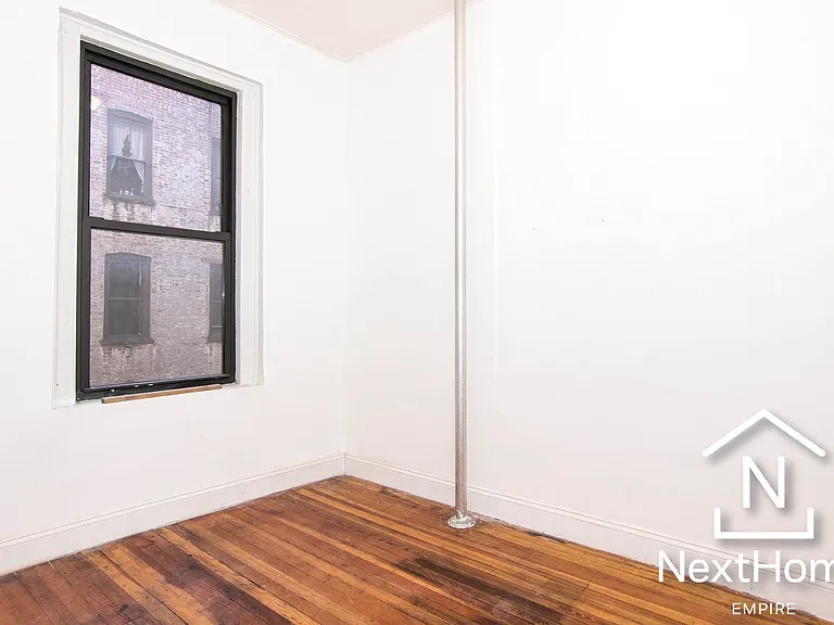 30-78 34th St #3D — Photo 4