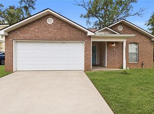 1004 Varnado St, Hammond, LA 70403