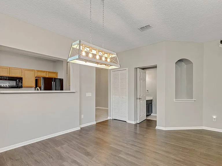12423 Forest Lake Cir N #1 — Photo 3