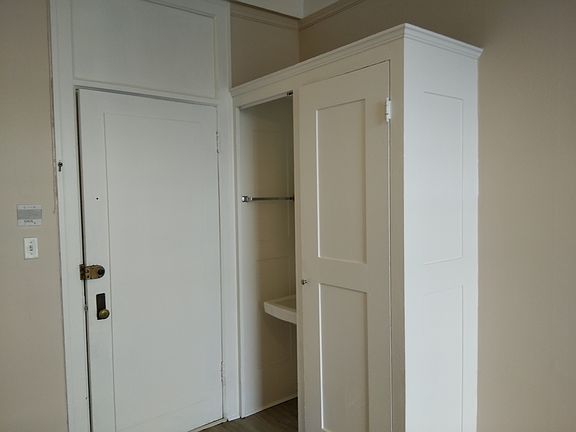 2nd image of 1255 Polk St APT 55