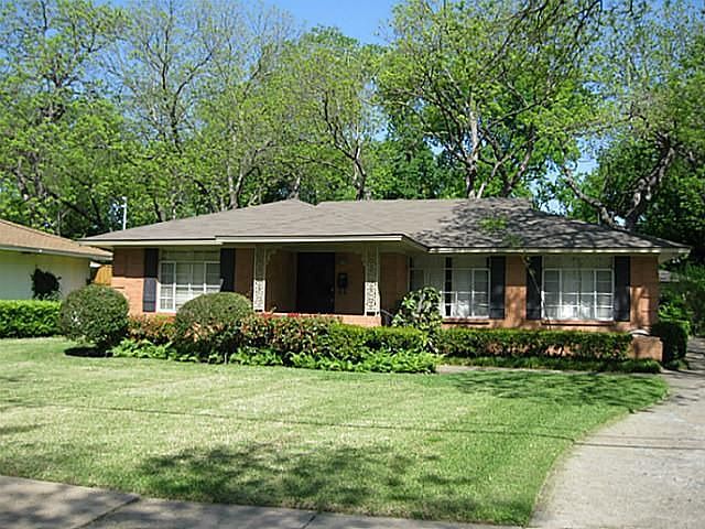1st image of 8705 Vinewood Dr