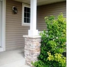 8000 Winfield Rd, Rockford, MN 55373