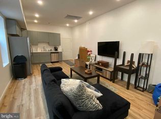 742 S 4th St #3R, Philadelphia, PA 19147