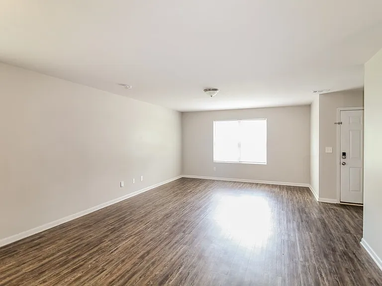 5195 Tew Ln SW — Photo 4