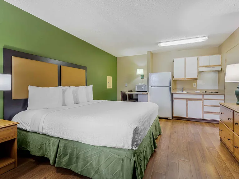Studio Suite - 1 King Bed
