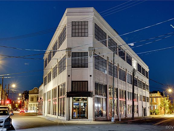 3rd image of 101 W Marshall St #U42