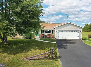 35 Kinsey Dr, Gettysburg, PA 17325