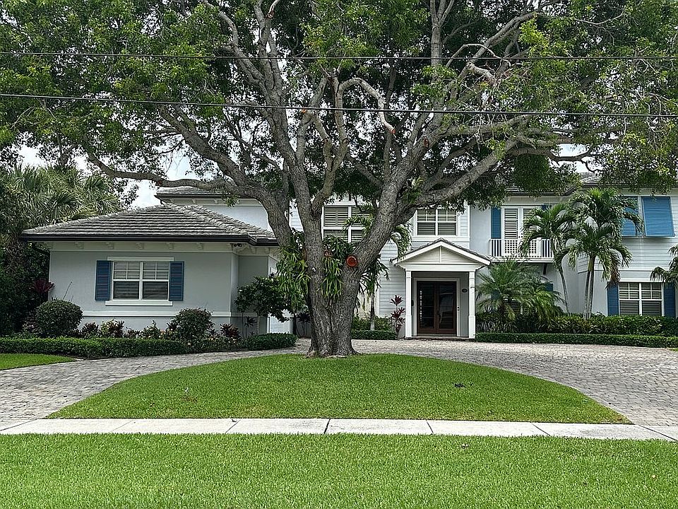 1st image of 742 Lakeside Dr