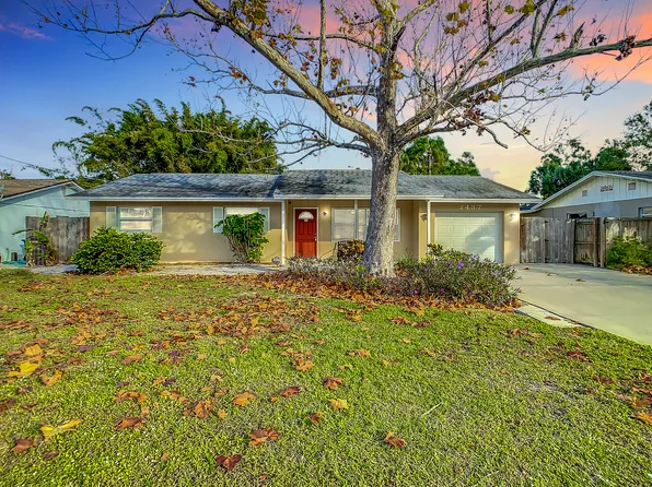 2437 Arapaho St, Sarasota, FL 34231