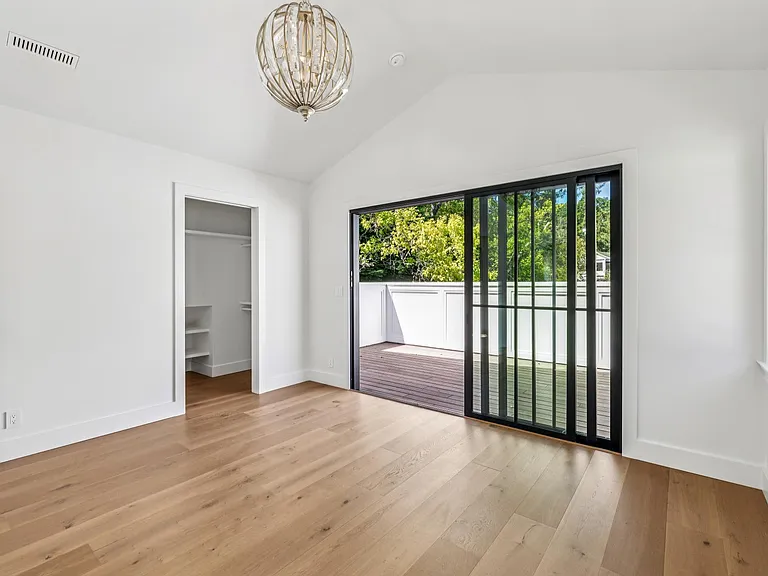 233 Monte Vista Ave — Photo 12