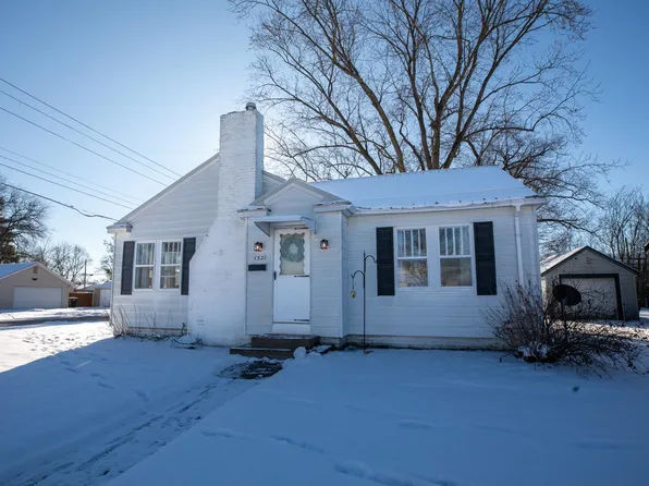 1321 Bower St, Elkhart, IN 46514