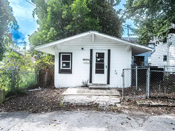 1211 Bay St, New Bern, NC 28560