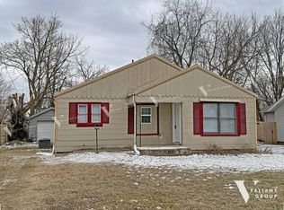 1636 W Thoman St, Springfield, MO 65803