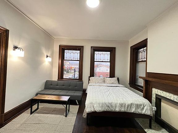 5th image of 1555 Neil Ave APT 2B