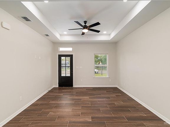 3rd image of 3501 S Estrellita Ave