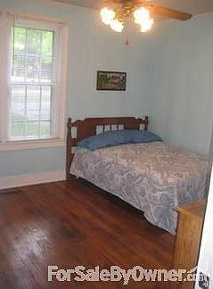 3rd image of 303 Scales St
