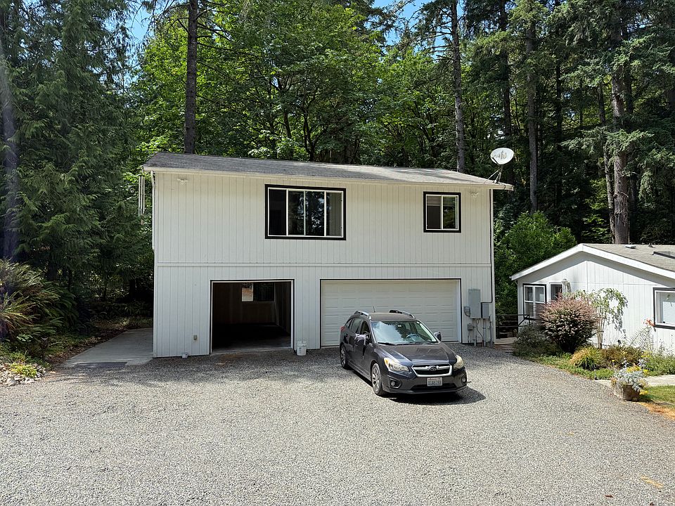 1st image of 10913 60th Ave #1