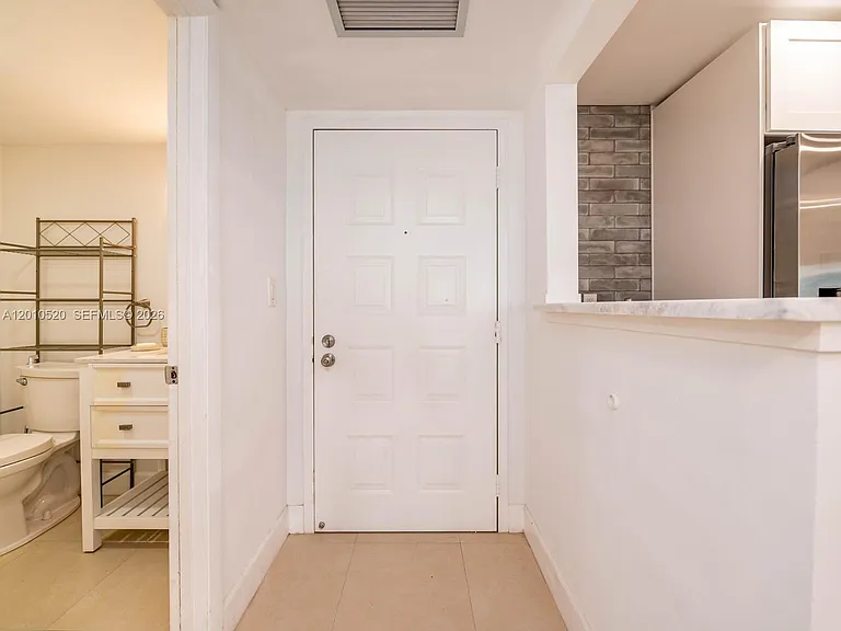 5000 N Ocean Blvd #506 — Photo 6