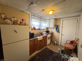 257 Hilton Ave, Vauxhall, NJ