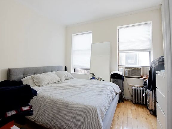 4th image of 139 Eldridge St APT 15