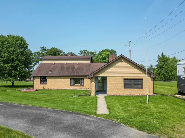 917 N High St, Port Byron, IL 61275