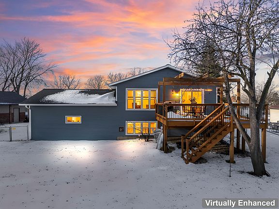 2nd image of 405 9th Avenue Cir NW