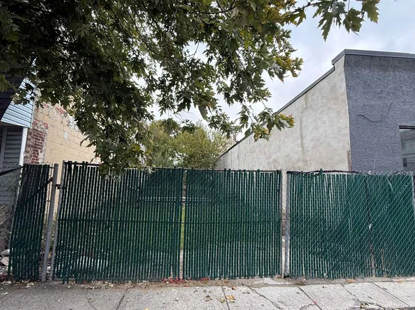 1031 Broadway image 4 of 5