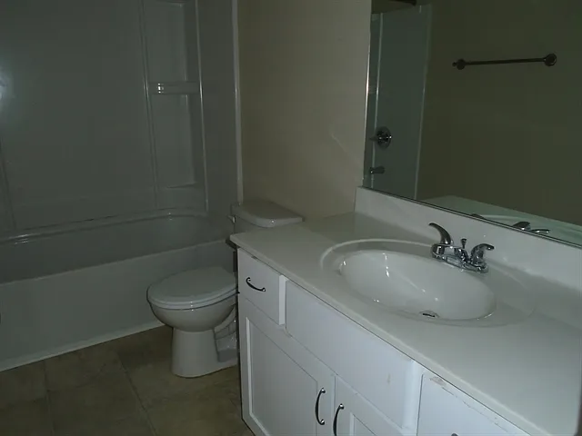 2462 Folsom St — Photo 9
