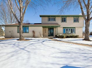 409 Timber Dr, Council Bluffs, IA 51503