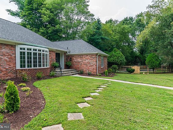 5th image of 21708 Glendalough Rd