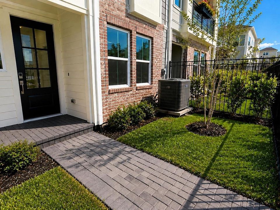 1st image of 6340 Paddington Bend Dr