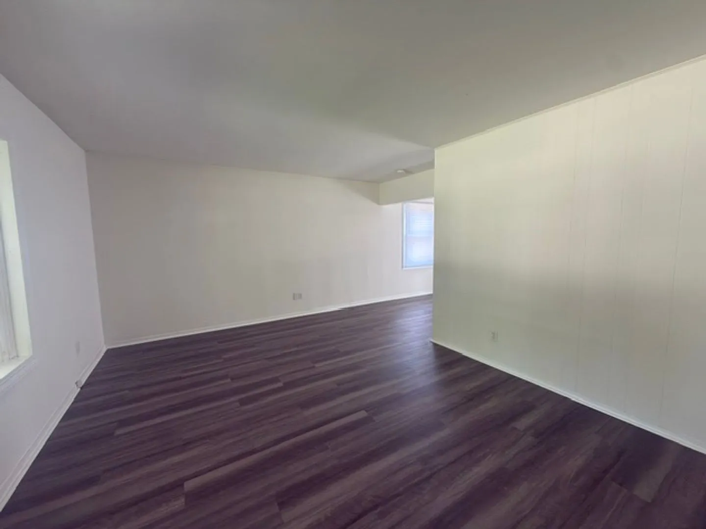 Spacious 3-Bedroom Home with Fully Fenced Private Yard & Detached Garage — Photo 2