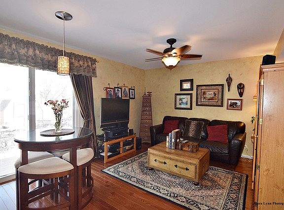 5th image of 1215 Narragansett Dr
