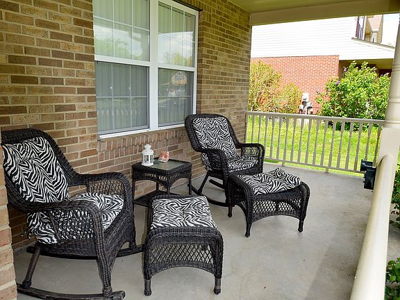 2nd image of 5440 Cherry Blossom Ct