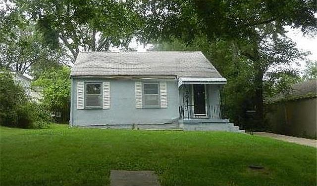 1st image of 1304 E 84th St