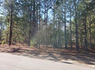 102 Roxburgh Ct, West End, NC 27376