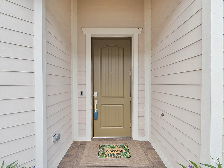 1325 Haywagon Trl — Photo 4