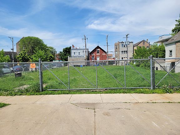 2nd image of 1950 S Fairfield Ave