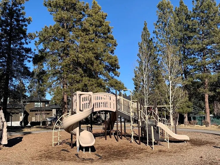 61166 Snowbrush Dr — Photo 17