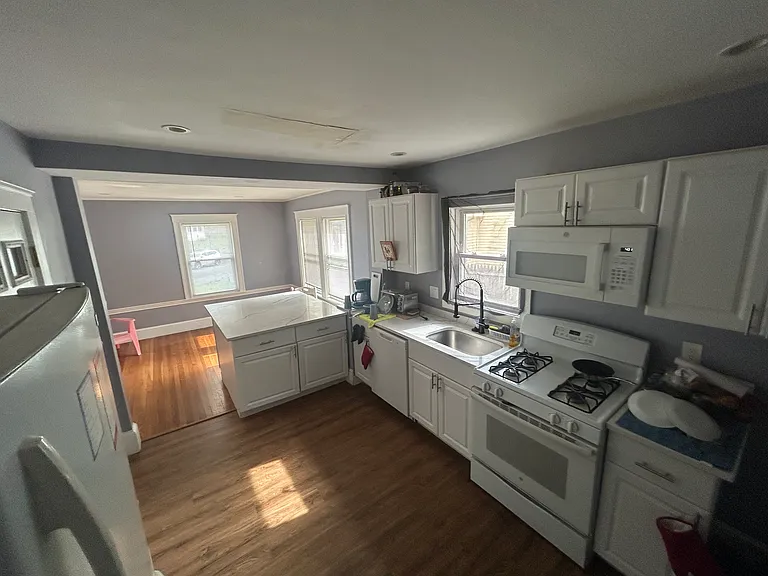 97 Cheever St — Photo 4
